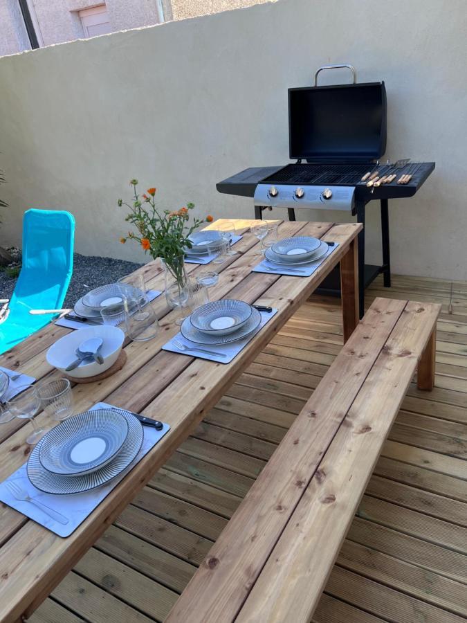 Holiday home Charmante Maison Climatisee Avec Piscine Au Calme A