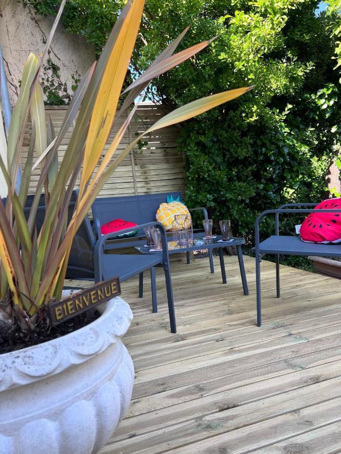 Holiday home Charmante Maison Climatisee Avec Piscine Au Calme A